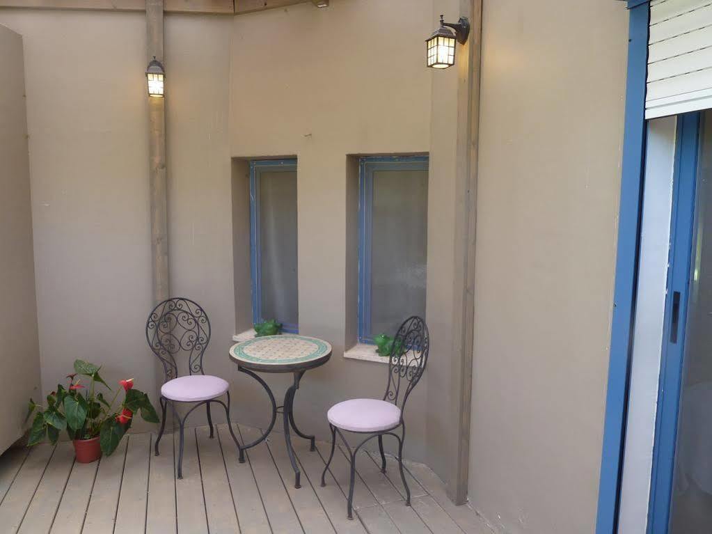 Bar Bakfar Villa Sharona ภายนอก รูปภาพ