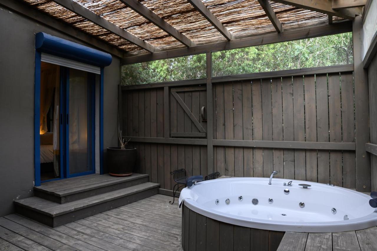 Bar Bakfar Villa Sharona ภายนอก รูปภาพ